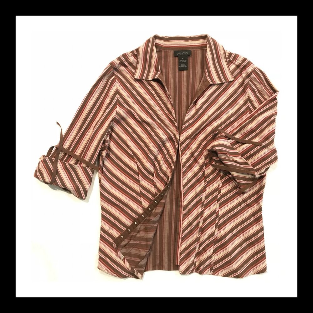 3/4" Sleeve Hidden Closure Pleated Top